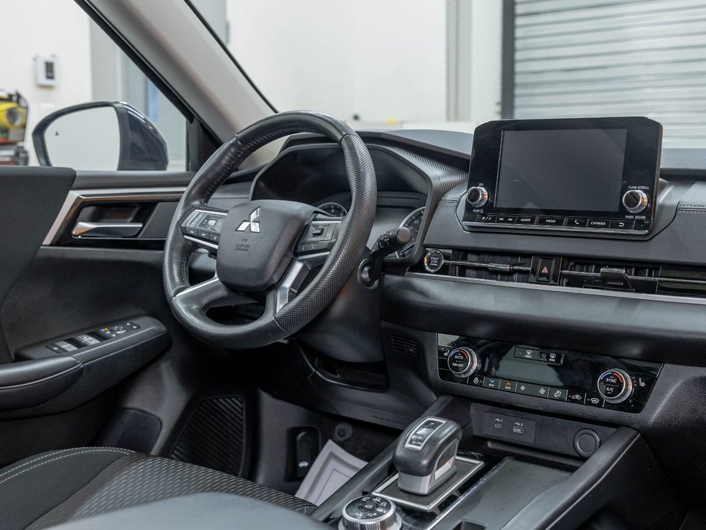 Mitsubishi Outlander  2023 à St-Jérôme, Québec - 26 - w1024h768px