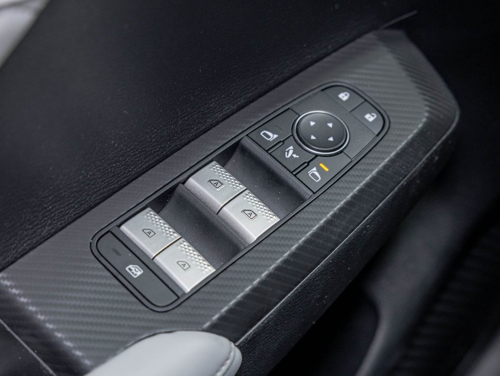 Mitsubishi Outlander  2023 à St-Jérôme, Québec - 26 - w1024h768px