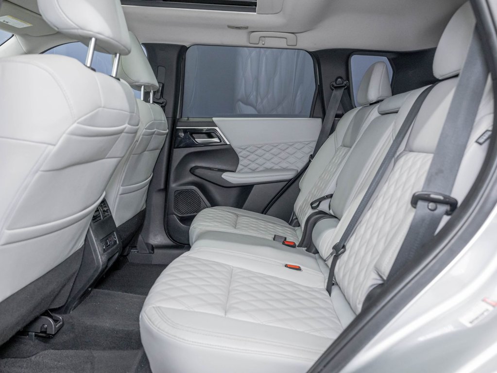 Mitsubishi Outlander  2023 à St-Jérôme, Québec - 29 - w1024h768px