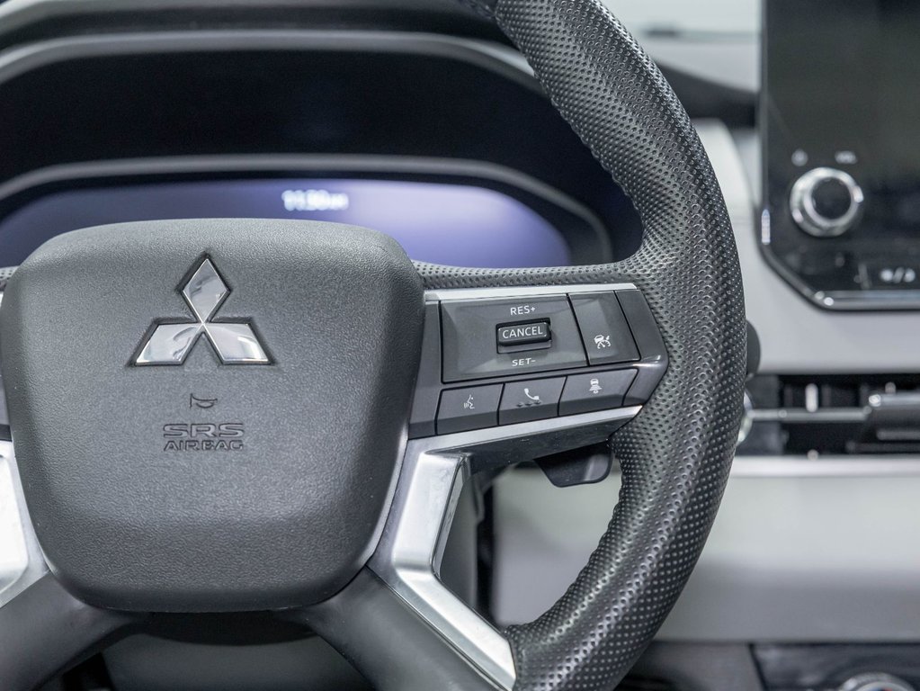 Mitsubishi Outlander  2023 à St-Jérôme, Québec - 16 - w1024h768px