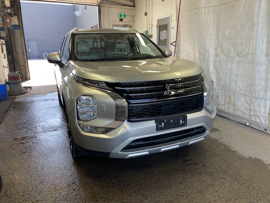 2023 Mitsubishi Outlander in St-Jérôme, Quebec - 12 - w1024h768px