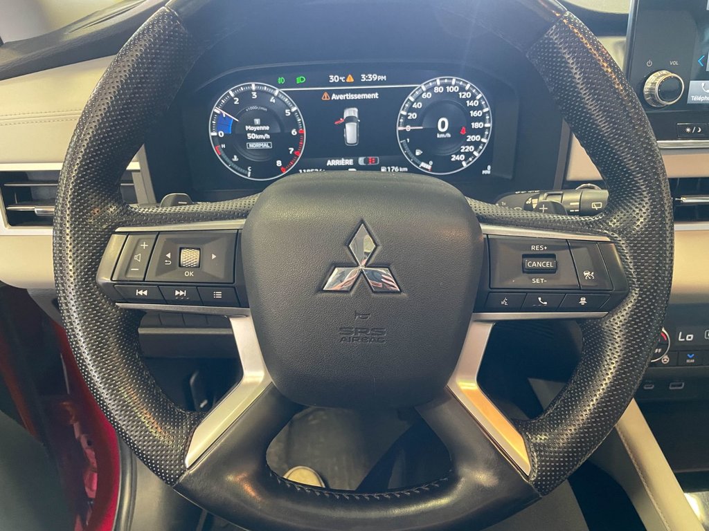 2023 Mitsubishi Outlander in St-Jérôme, Quebec - 13 - w1024h768px