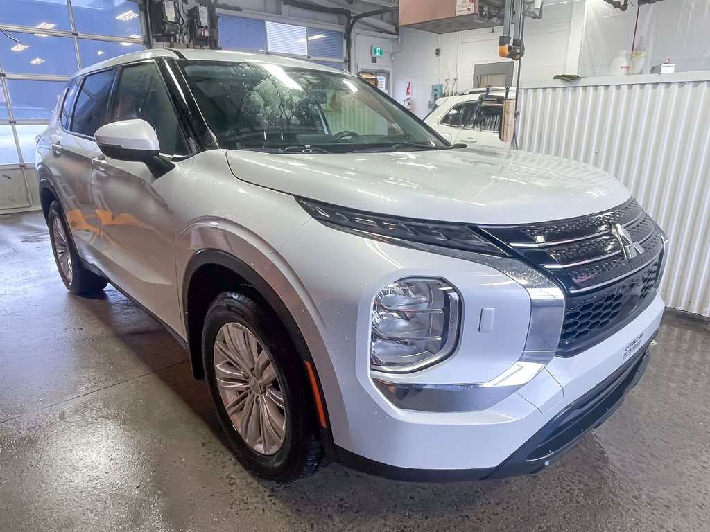 2024 Mitsubishi Outlander in St-Jérôme, Quebec - 9 - w1024h768px