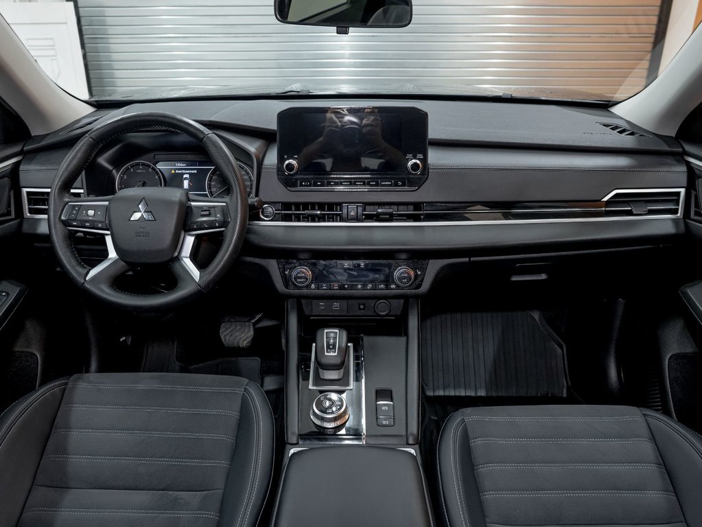 Mitsubishi Outlander  2024 à St-Jérôme, Québec - 12 - w1024h768px
