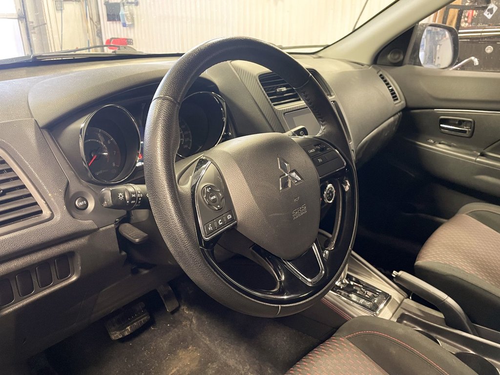 2019 Mitsubishi RVR in St-Jérôme, Quebec - 3 - w1024h768px