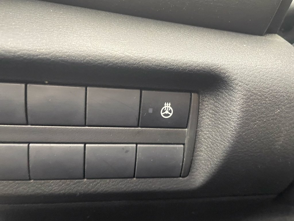 2021 Nissan Kicks in St-Jérôme, Quebec - 13 - w1024h768px