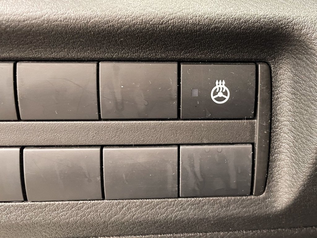 2024 Nissan Kicks in St-Jérôme, Quebec - 13 - w1024h768px