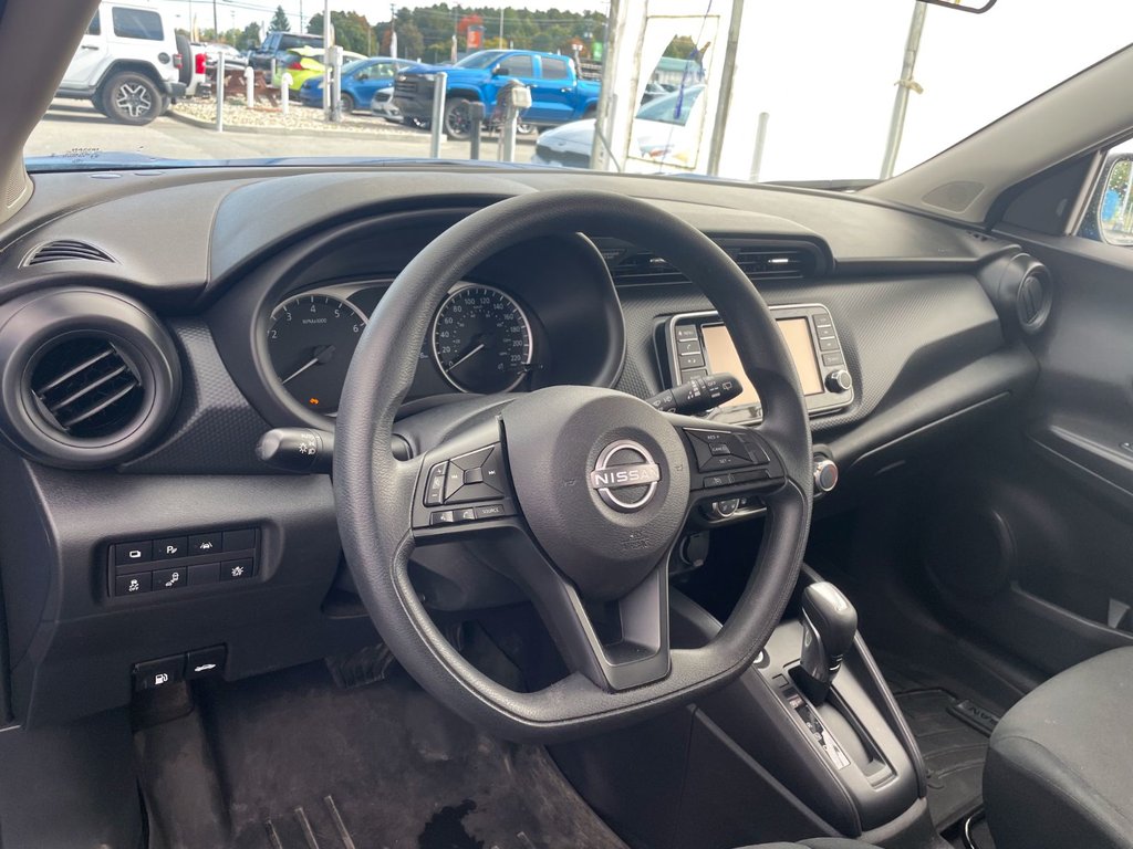 Nissan Kicks  2024 à St-Jérôme, Québec - 3 - w1024h768px