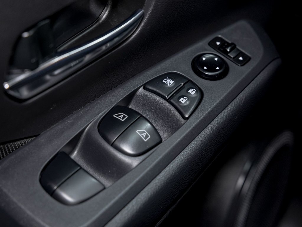 Nissan Kicks  2024 à St-Jérôme, Québec - 23 - w1024h768px