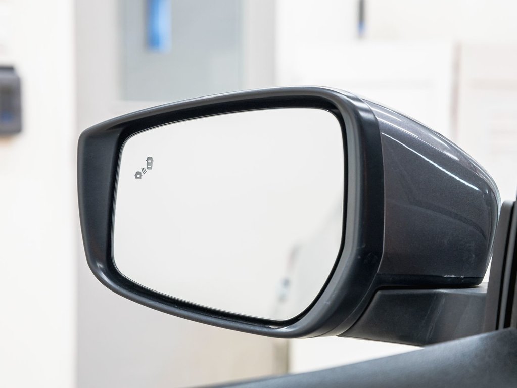 2021 Nissan LEAF in St-Jérôme, Quebec - 33 - w1024h768px