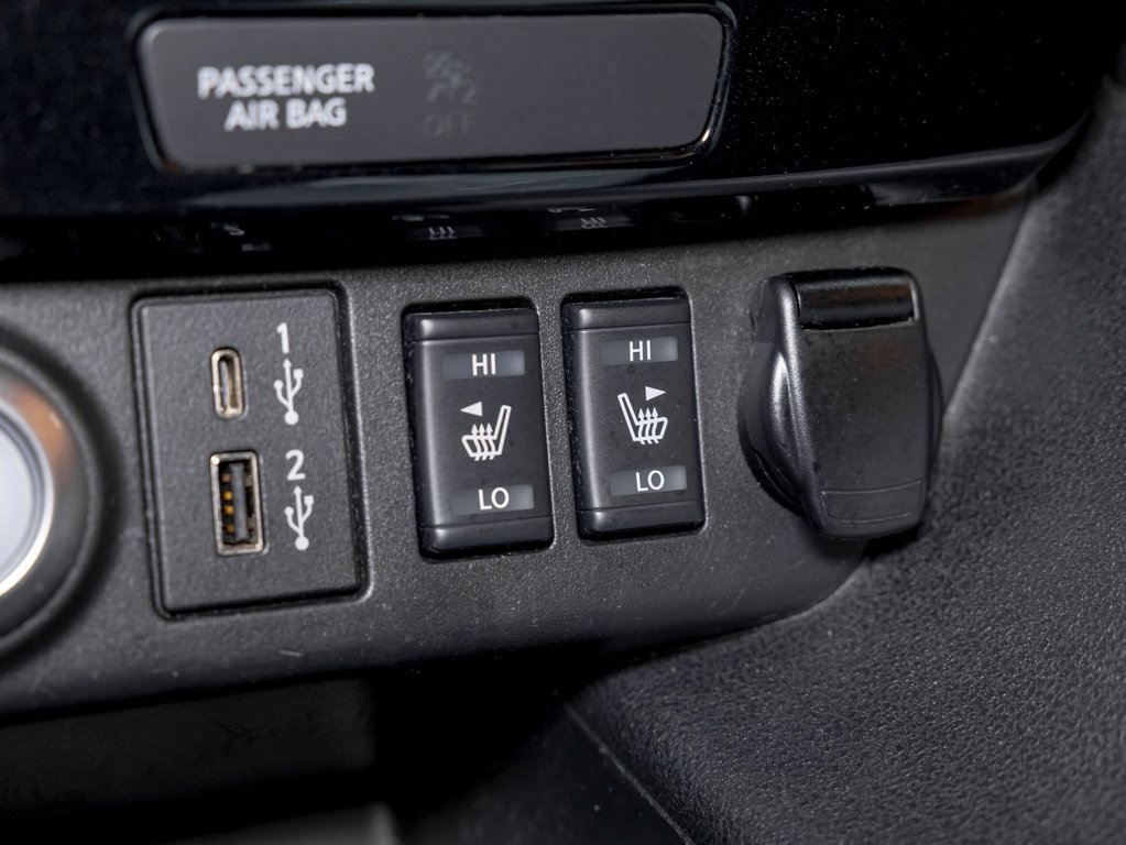 2021 Nissan LEAF in St-Jérôme, Quebec - 21 - w1024h768px