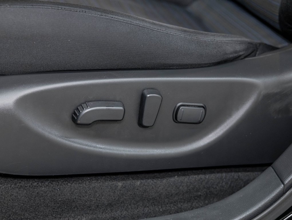 2023 Nissan LEAF in St-Jérôme, Quebec - 25 - w1024h768px