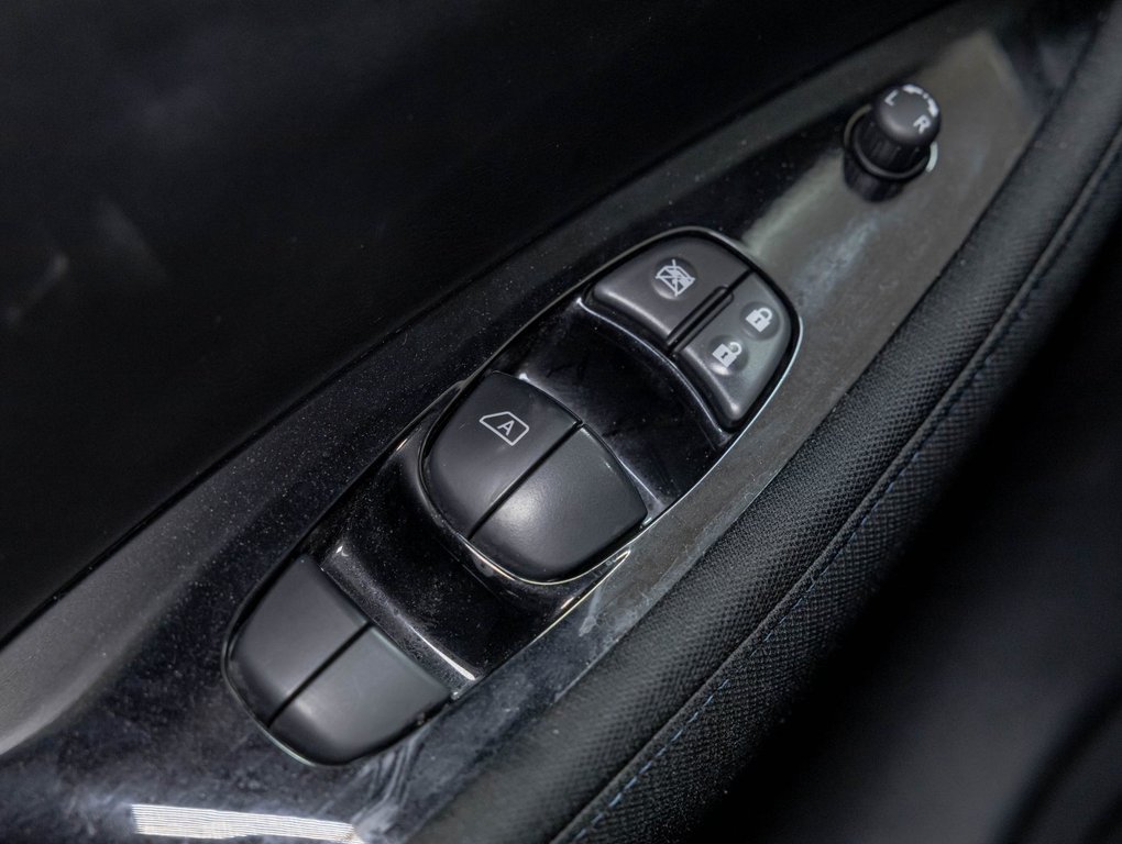 2023 Nissan LEAF in St-Jérôme, Quebec - 26 - w1024h768px