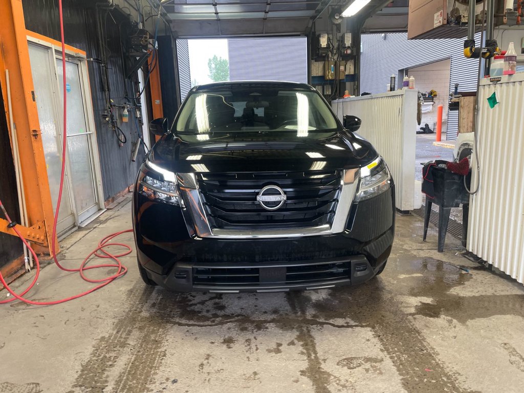 2022 Nissan Pathfinder in St-Jérôme, Quebec - 4 - w1024h768px