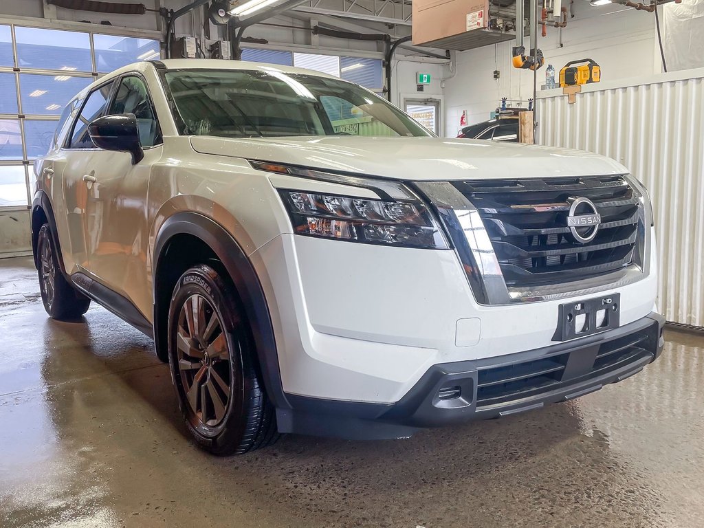 2023 Nissan Pathfinder in St-Jérôme, Quebec - 9 - w1024h768px