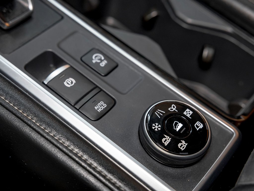 Nissan Pathfinder  2023 à St-Jérôme, Québec - 24 - w1024h768px