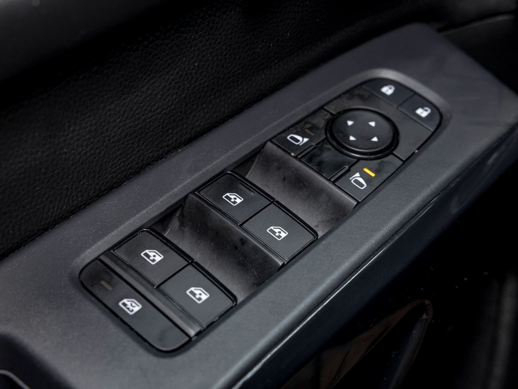 2024 Nissan Pathfinder in St-Jérôme, Quebec - 32 - w1024h768px