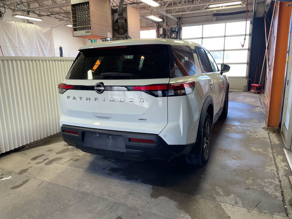 Nissan Pathfinder  2024 à St-Jérôme, Québec - 8 - w1024h768px