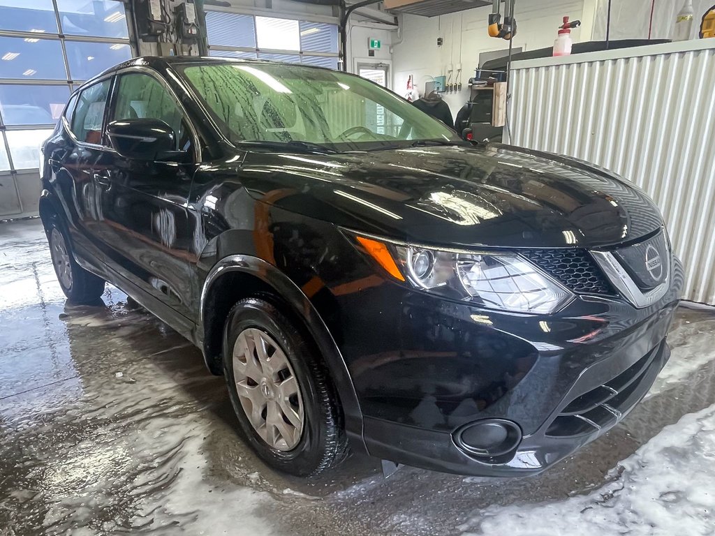 2019 Nissan Qashqai in St-Jérôme, Quebec - 9 - w1024h768px