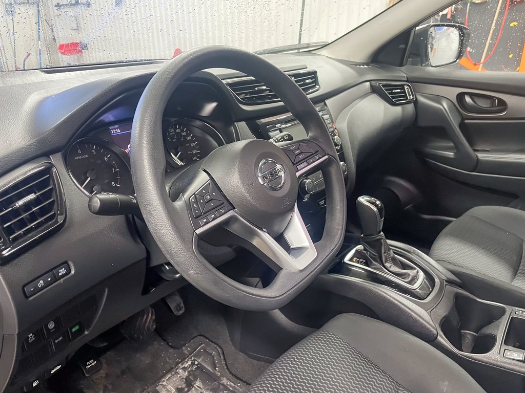 2021 Nissan Qashqai in St-Jérôme, Quebec - 3 - w1024h768px