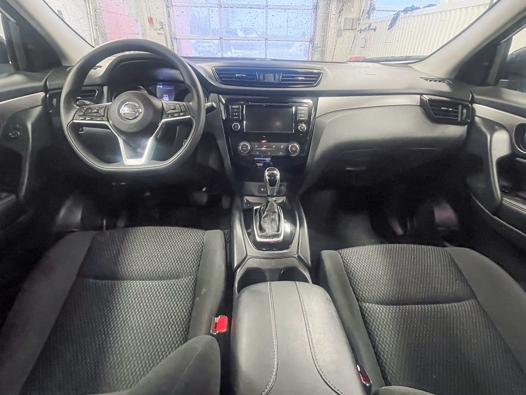 2021 Nissan Qashqai in St-Jérôme, Quebec - 10 - w1024h768px