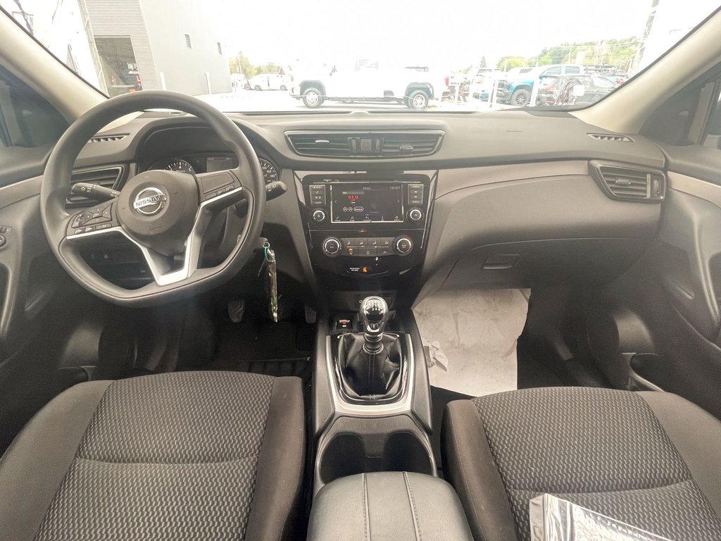 2021 Nissan Qashqai in St-Jérôme, Quebec - 10 - w1024h768px