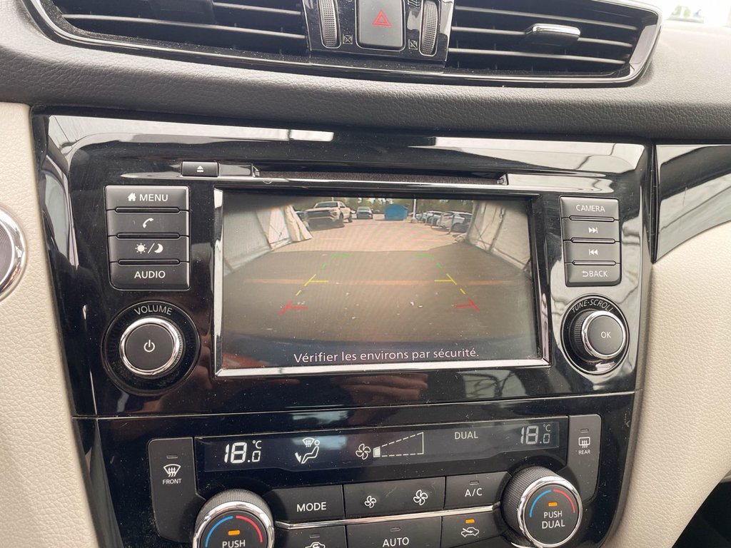 2021 Nissan Qashqai in St-Jérôme, Quebec - 14 - w1024h768px