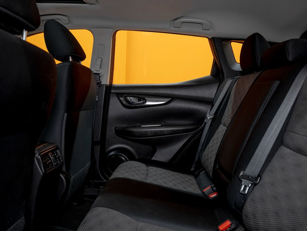 2022 Nissan Qashqai in St-Jérôme, Quebec - 28 - w1024h768px