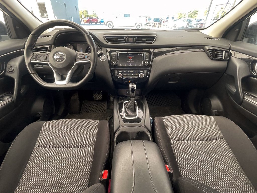 Nissan Qashqai  2023 à St-Jérôme, Québec - 12 - w1024h768px