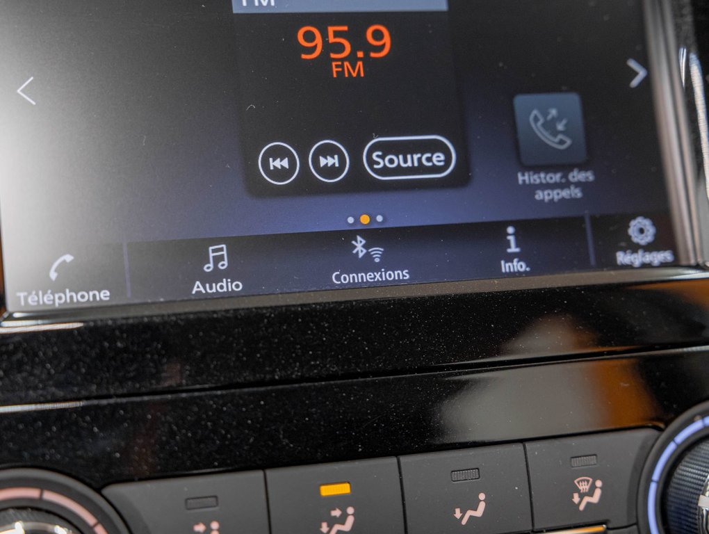 Nissan Qashqai  2023 à St-Jérôme, Québec - 14 - w1024h768px