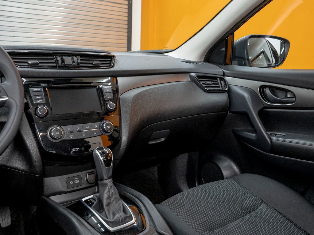 Nissan Qashqai  2023 à St-Jérôme, Québec - 18 - w1024h768px