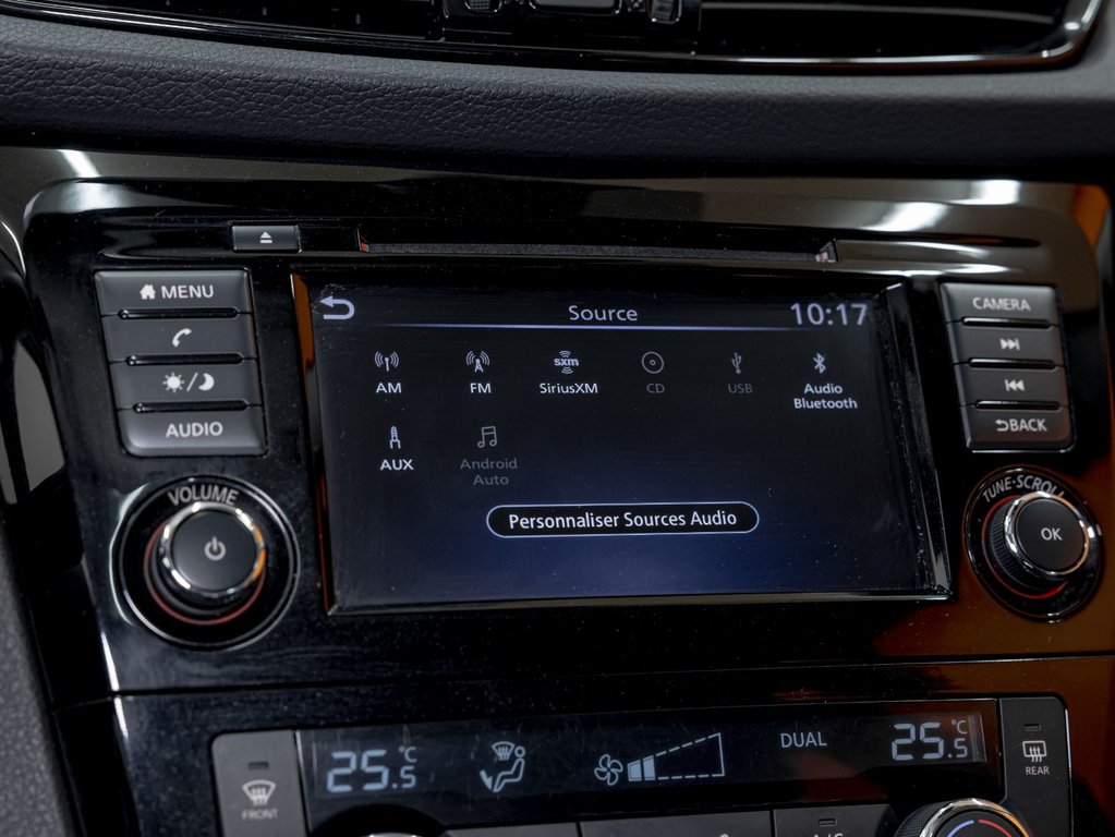 Nissan Qashqai  2023 à St-Jérôme, Québec - 17 - w1024h768px