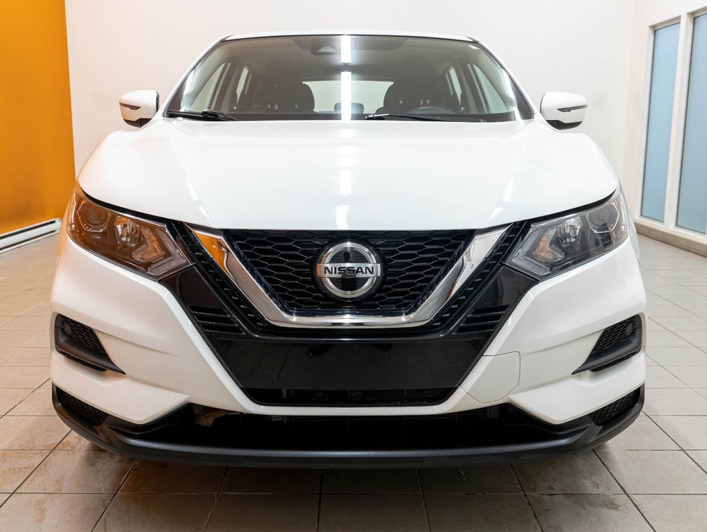 Nissan Qashqai  2023 à St-Jérôme, Québec - 4 - w1024h768px
