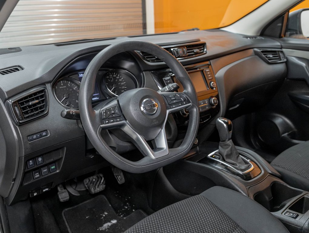 Nissan Qashqai  2023 à St-Jérôme, Québec - 2 - w1024h768px
