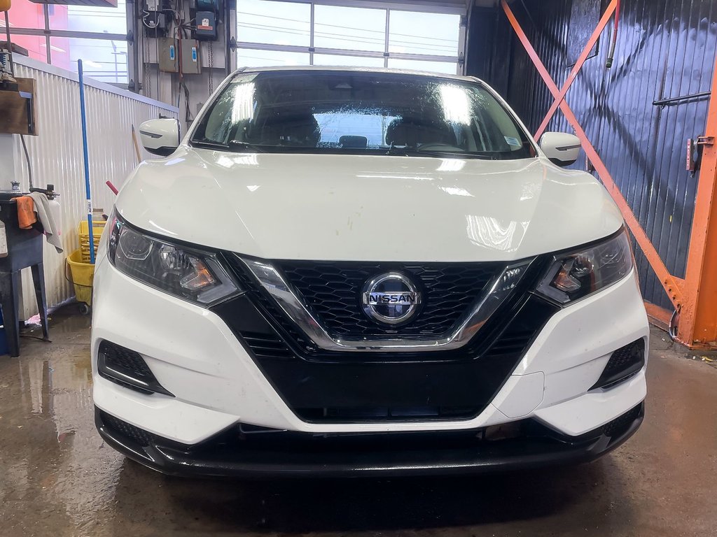 Nissan Qashqai  2023 à St-Jérôme, Québec - 4 - w1024h768px