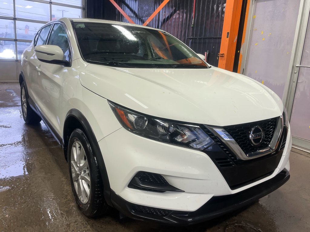 Nissan Qashqai  2023 à St-Jérôme, Québec - 9 - w1024h768px