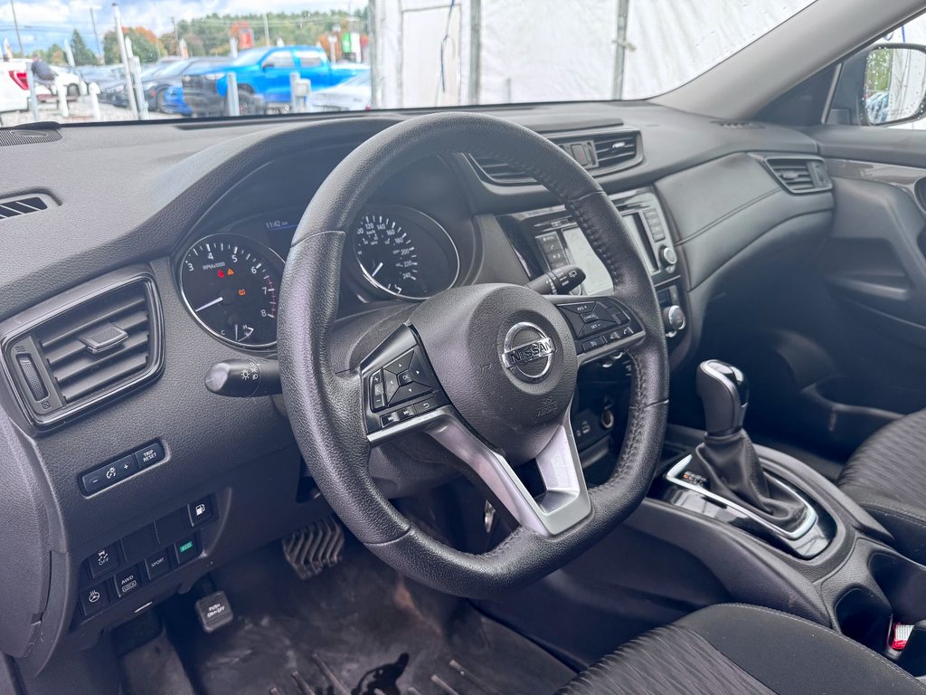 2020 Nissan Rogue in St-Jérôme, Quebec - 3 - w1024h768px