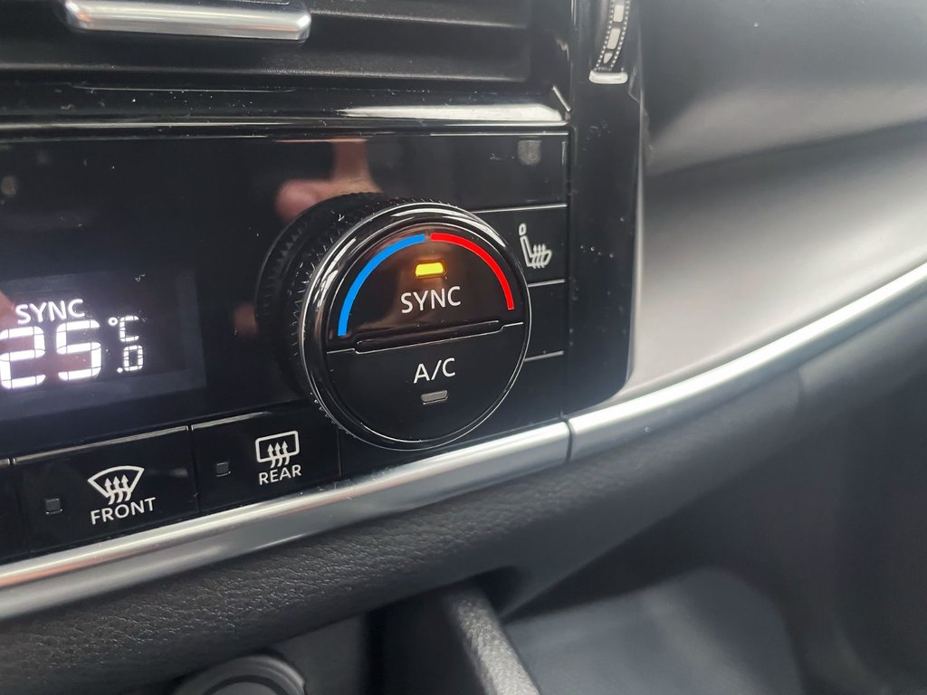 2022 Nissan Rogue in St-Jérôme, Quebec - 17 - w1024h768px
