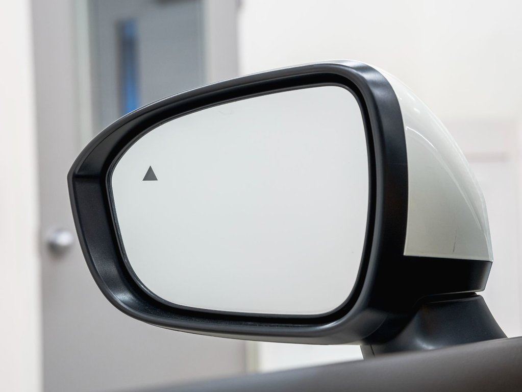 2022 Nissan Rogue in St-Jérôme, Quebec - 33 - w1024h768px