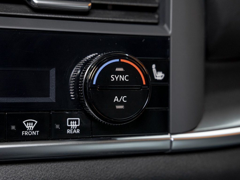 2023 Nissan Rogue in St-Jérôme, Quebec - 23 - w1024h768px