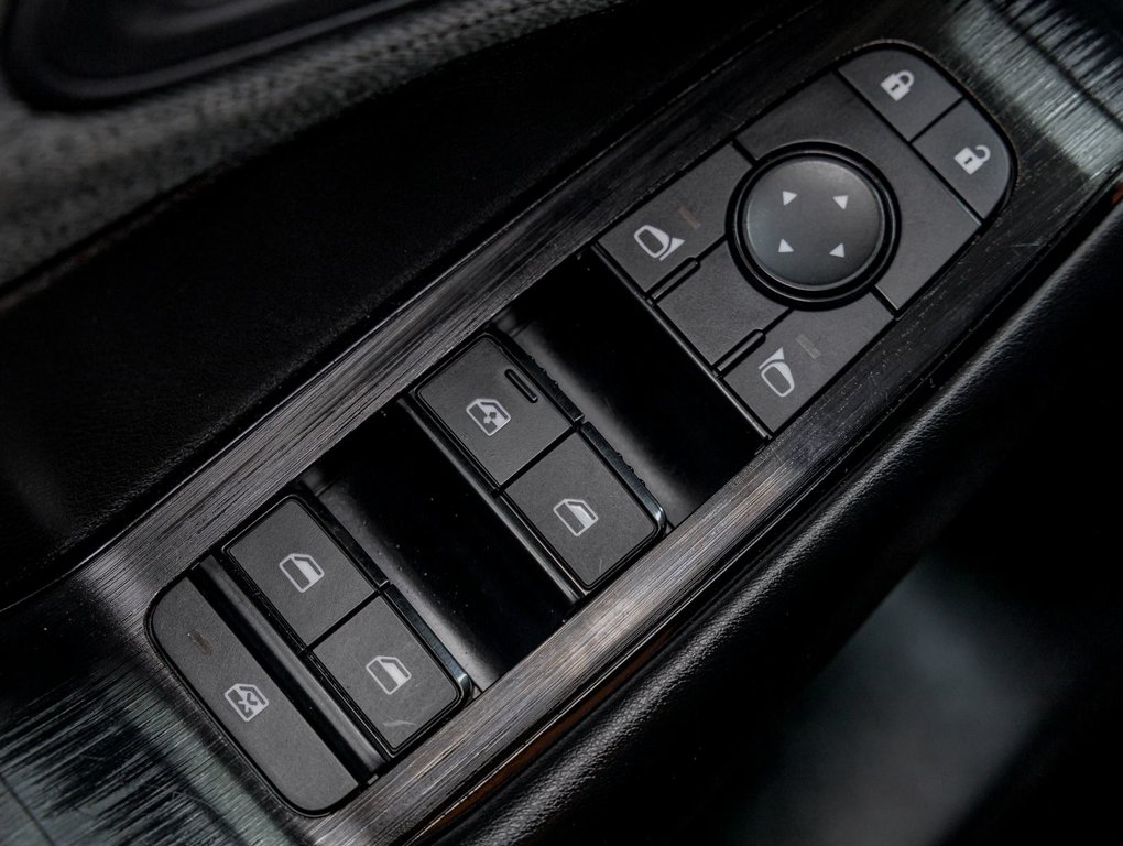 2023 Nissan Rogue in St-Jérôme, Quebec - 25 - w1024h768px