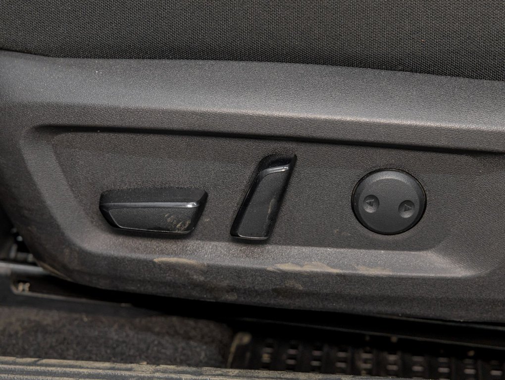 2023 Nissan Rogue in St-Jérôme, Quebec - 25 - w1024h768px