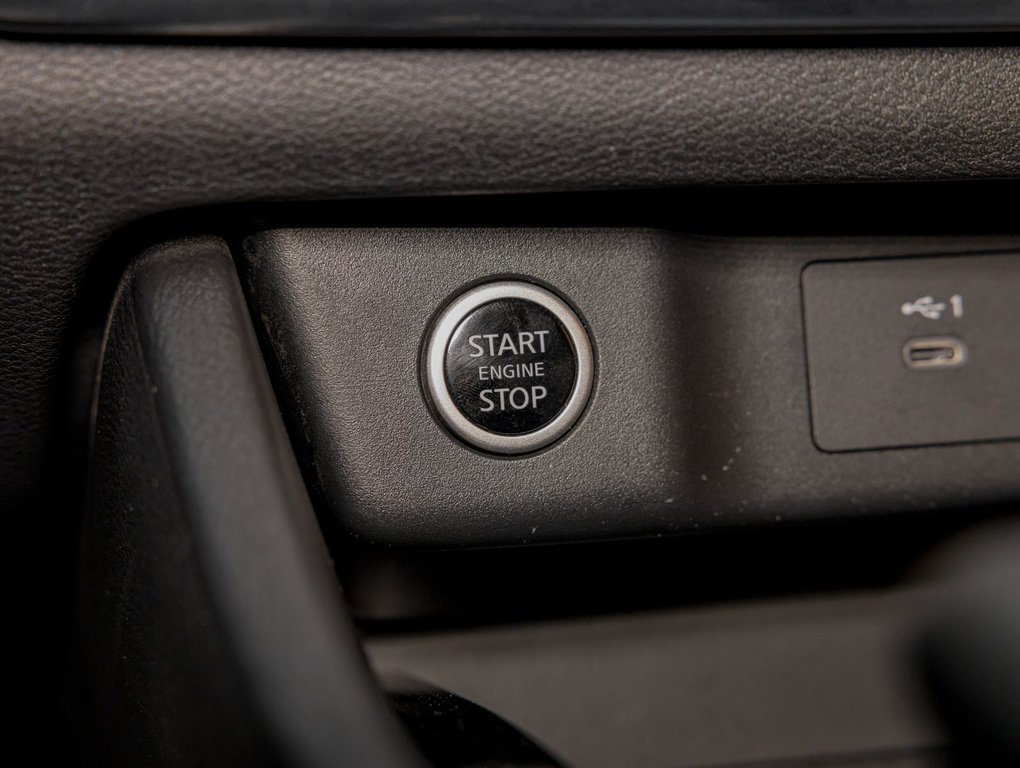 2023 Nissan Rogue in St-Jérôme, Quebec - 27 - w1024h768px