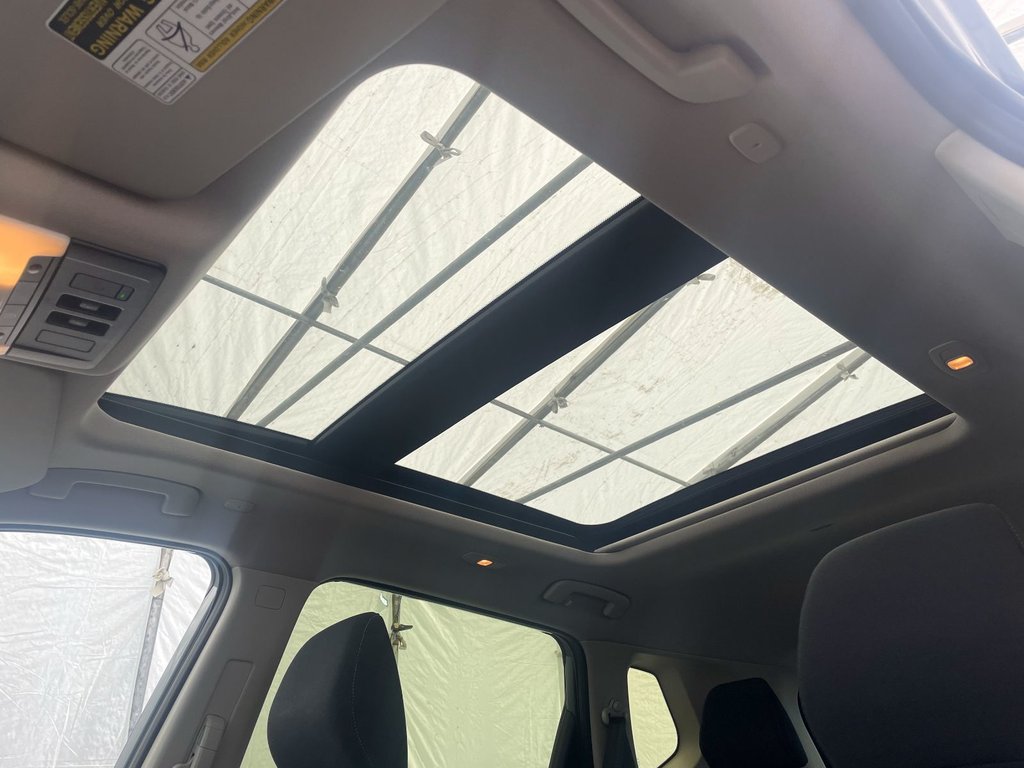 2023 Nissan Rogue in St-Jérôme, Quebec - 3 - w1024h768px