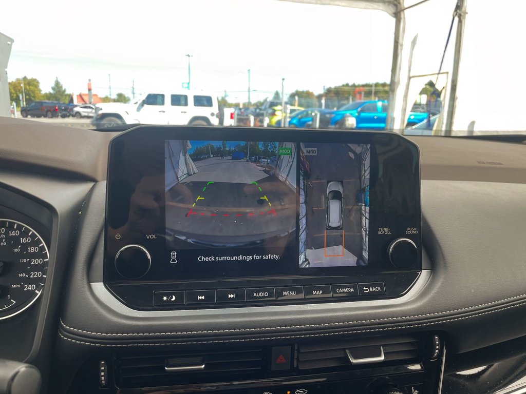 2023 Nissan Rogue in St-Jérôme, Quebec - 17 - w1024h768px