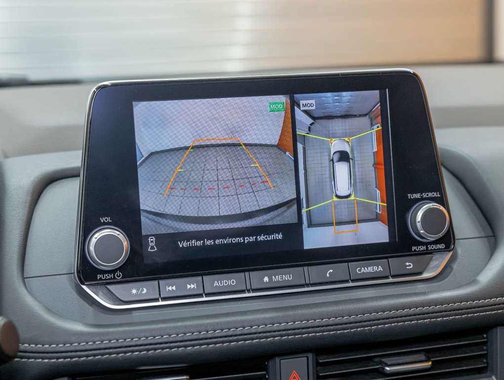 Nissan Rogue  2023 à St-Jérôme, Québec - 18 - w1024h768px