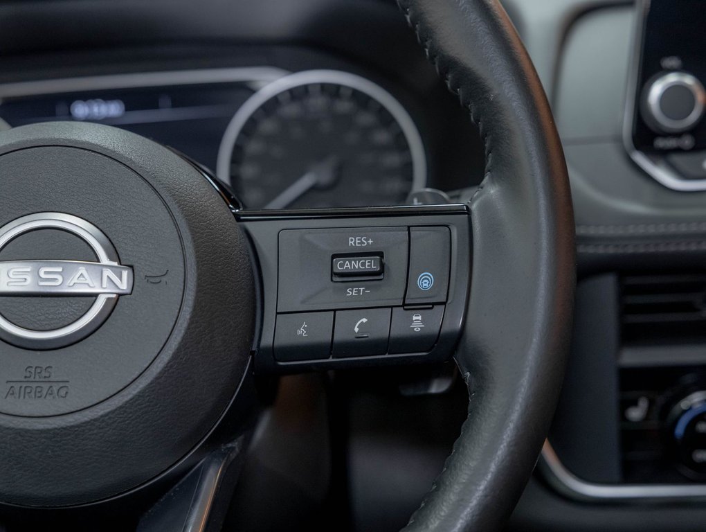 Nissan Rogue  2023 à St-Jérôme, Québec - 16 - w1024h768px