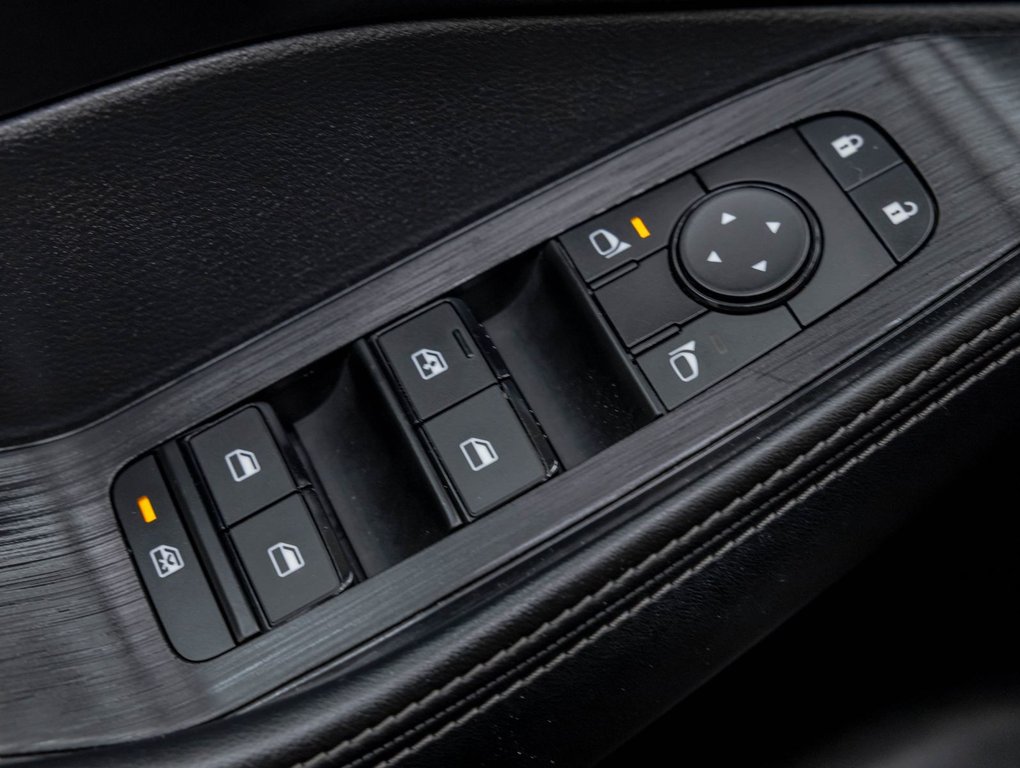 Nissan Rogue  2024 à St-Jérôme, Québec - 27 - w1024h768px