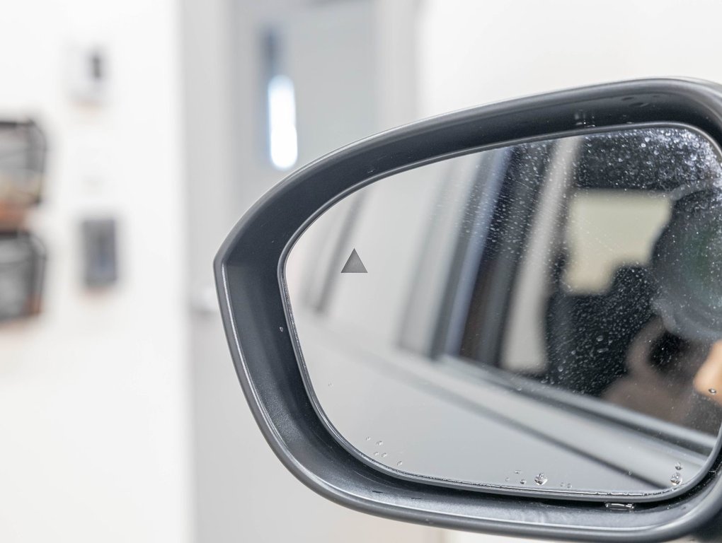 Nissan Rogue  2024 à St-Jérôme, Québec - 35 - w1024h768px