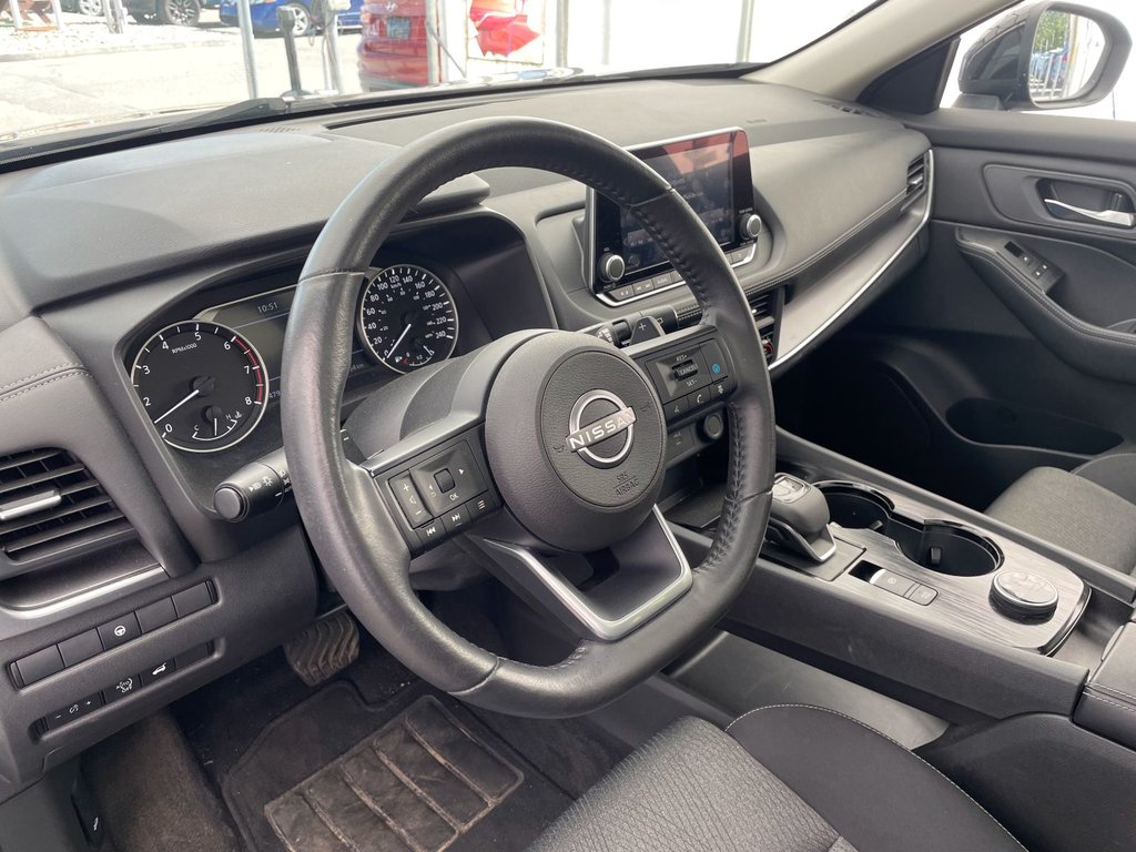Nissan Rogue  2024 à St-Jérôme, Québec - 4 - w1024h768px